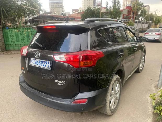 Toyota RAV4 2015 Black