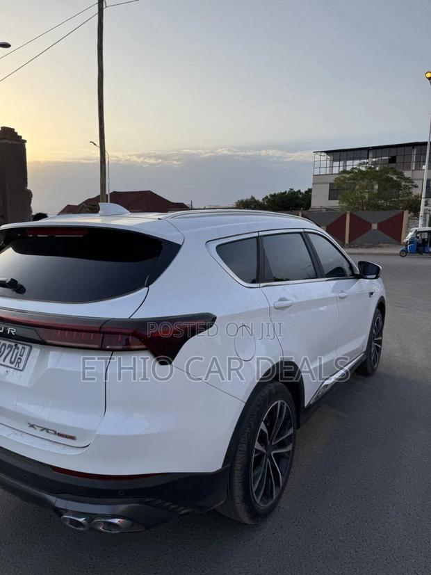 Jetour X70 Plus 2024 White