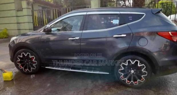 Hyundai Santa Fe 2013 Gray