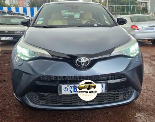 Toyota C-HR 2020 Silver