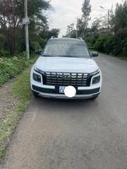 Hyundai Venue 2023 White for sale