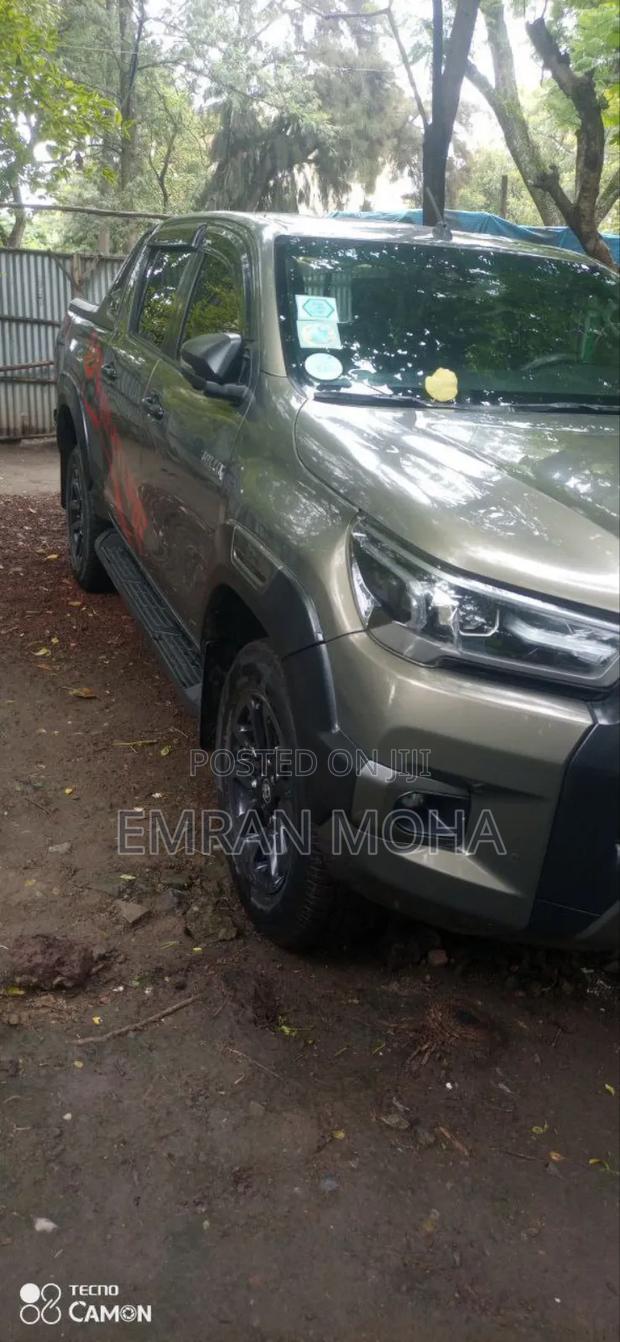 Toyota Hilux 2023