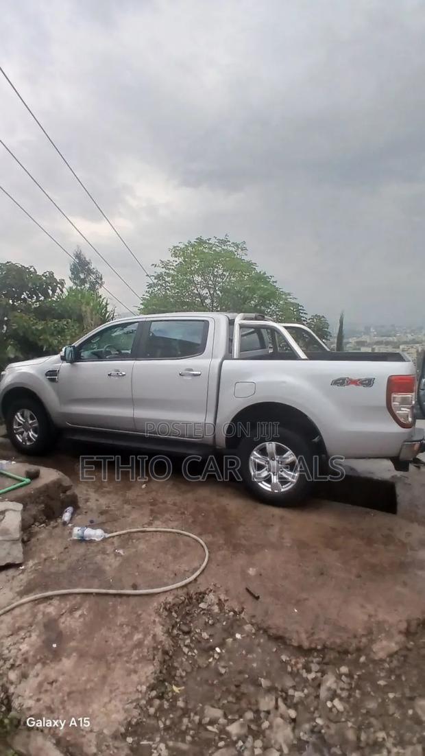 Ford Ranger Wildtrak 2021 Silver