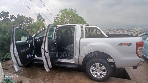 Ford Ranger Wildtrak 2021 Silver