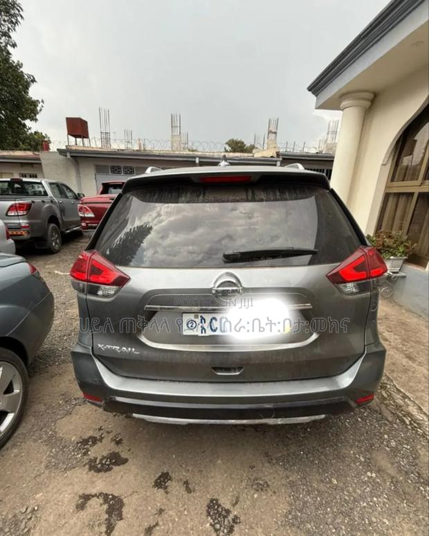 Nissan X-Trail 2021 Silver