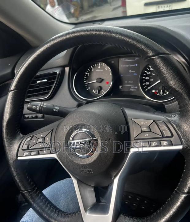 Nissan X-Trail 2021 Silver