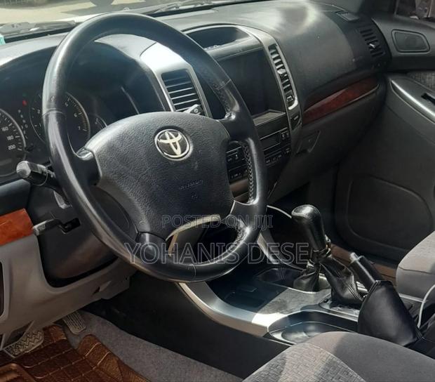 Toyota Land Cruiser 2009 Silver