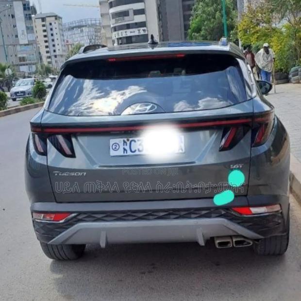 Hyundai Tucson 2023 Gray