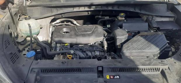 Hyundai Tucson 2018 Silver