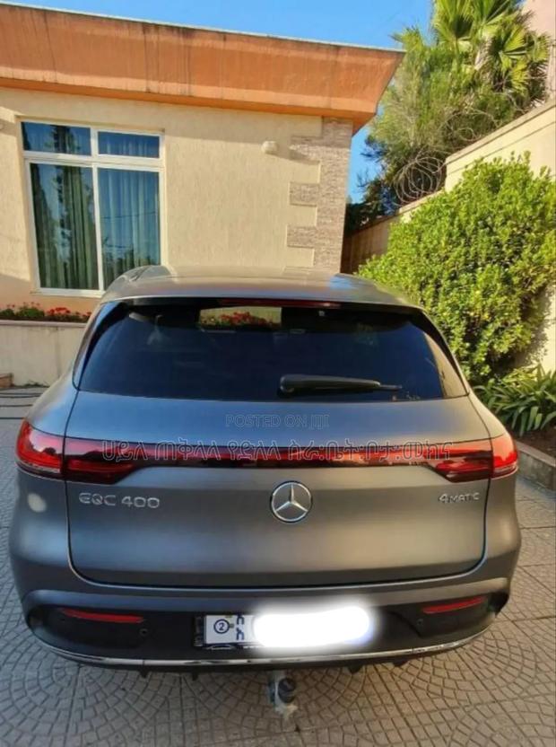Mercedes-Benz EQC EQC400 4MATIC 2023 Beige