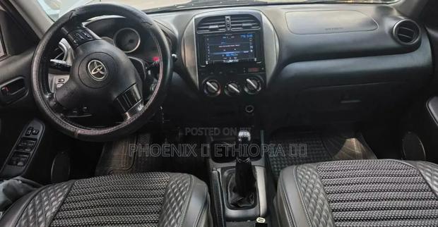 Toyota RAV4 2004 Silver