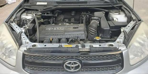 Toyota RAV4 2004 Silver