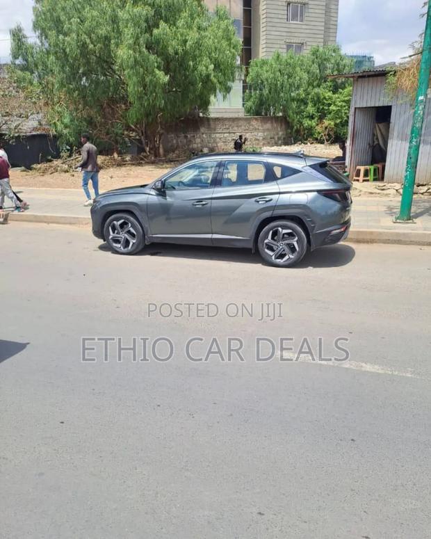 Hyundai Tucson 2023 Gray