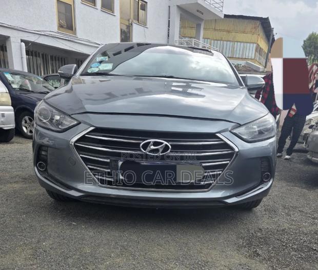 Hyundai Avante 2017 Gray