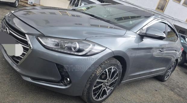 Hyundai Avante 2017 Gray