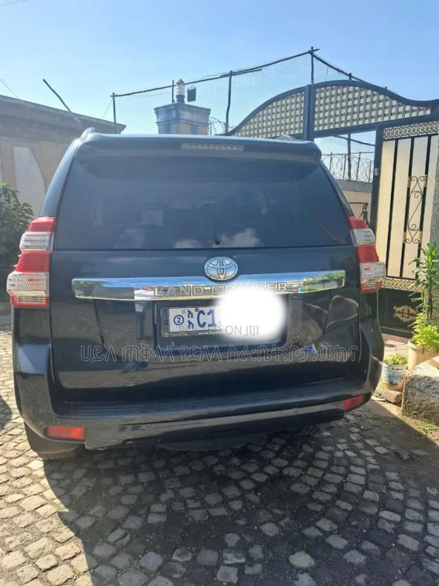 Toyota Land Cruiser Prado 2015 Matt Black