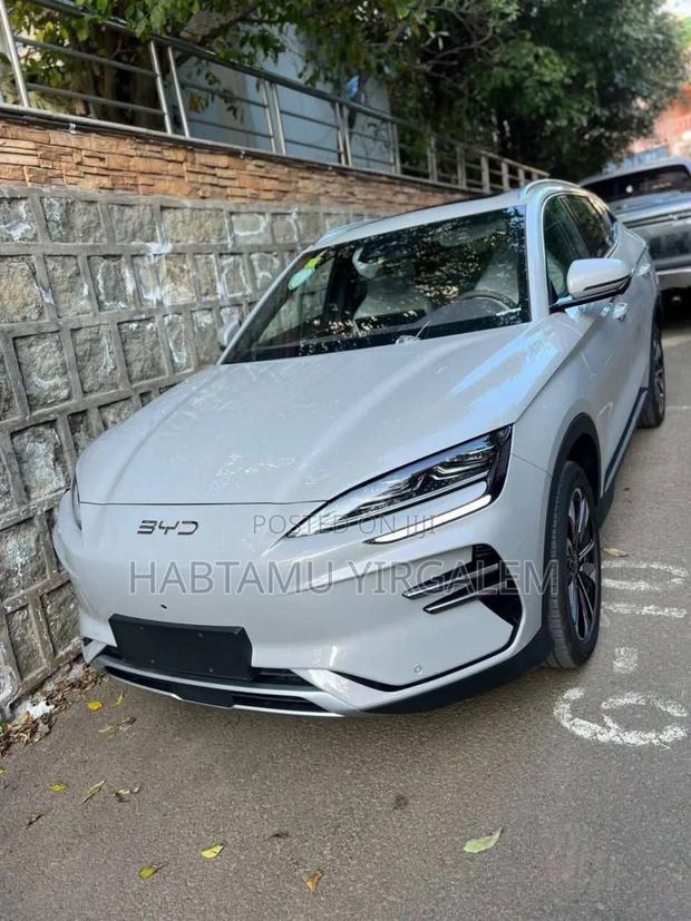 New BYD Song Plus 2025 Gray