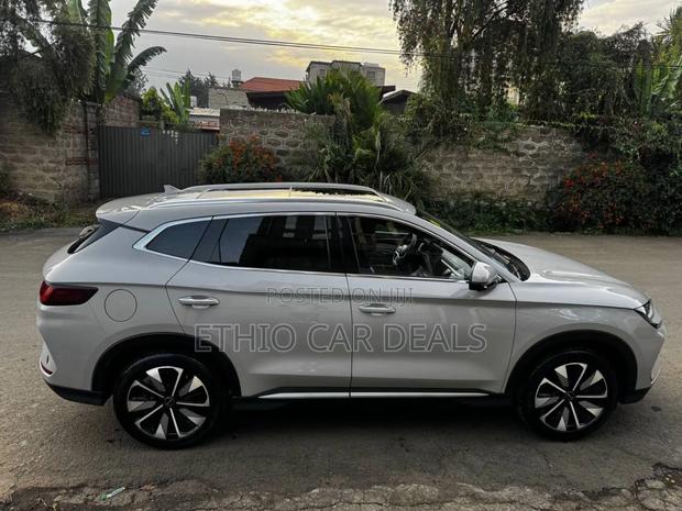 BYD Song Plus 2025 Off white