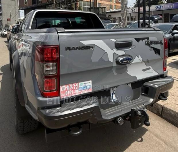 Ford Ranger Wildtrak 2023 Gray