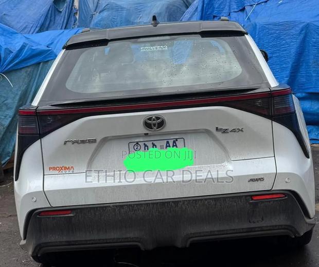 Toyota bZ4X 2023 White