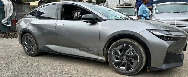 Toyota bZ3 2024 Gray