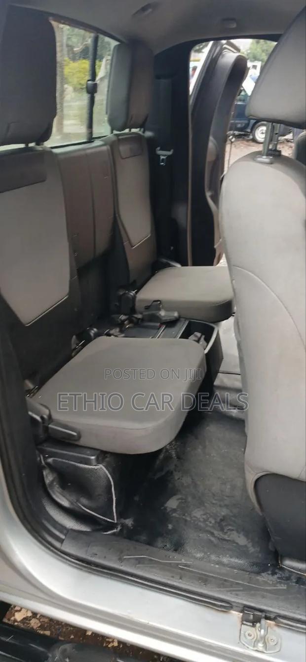 Toyota Tacoma 2020 Silver