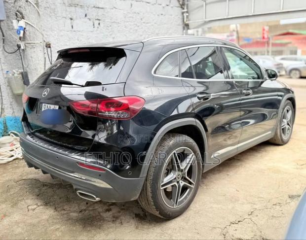 Mercedes-Benz GLA-Class 2021 Black