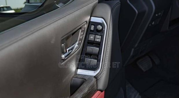 New Toyota Land Cruiser 2023 Black