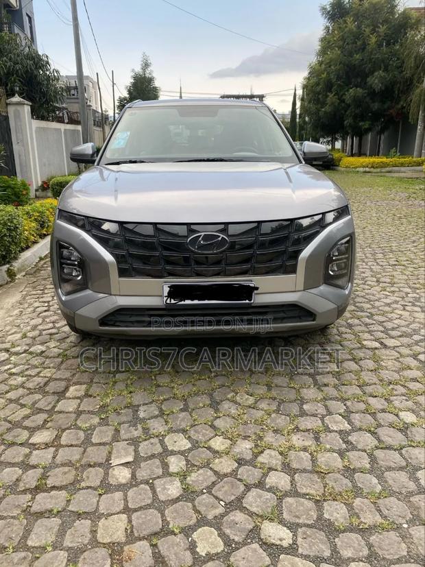 Hyundai Creta 2023 Silver