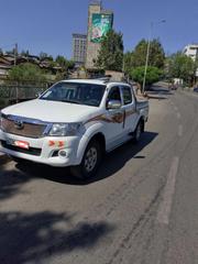 Toyota Hilux 2010 White for sale