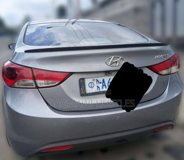 Hyundai Avante 2012 Gray
