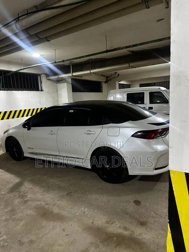 Toyota Corolla 2021 White