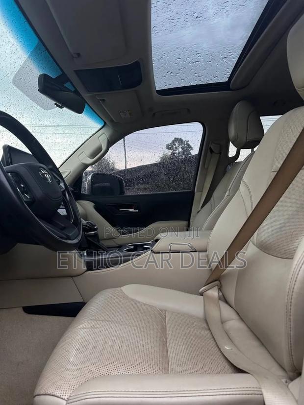 Toyota Land Cruiser 3.3 Diesel 4WD 2022 Black