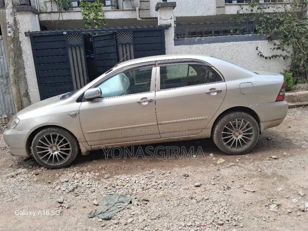 Toyota Corolla 2004 Silver
