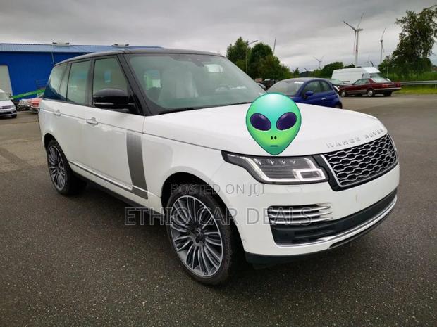 Land Rover Range Rover 2022 White
