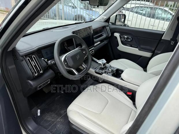 New Jetour T1 2025 Beige