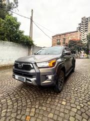 Toyota Hilux 2022 Gray for sale