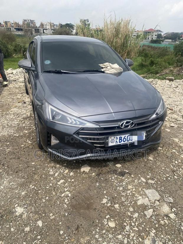 Hyundai Avante 2019 Gray