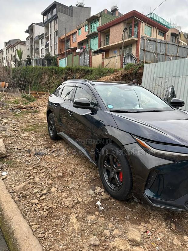 Toyota bZ4X 2024 Black