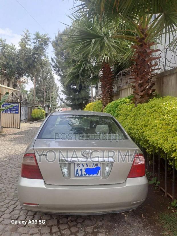 Toyota Corolla 2004 Silver