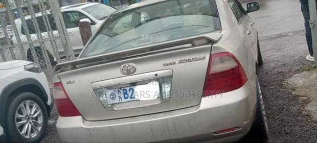 Toyota Corolla 2007 Gold