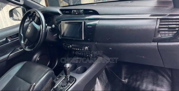 Toyota Hilux Revo Double Cab Deisel 2.4 AWD 2020 Gray