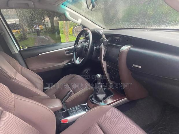 Toyota Fortuner 2019 White