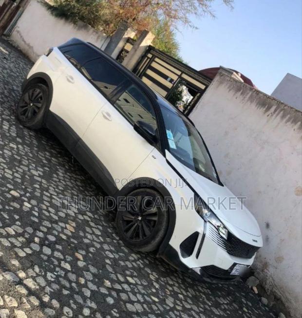 Peugeot 5008 2023 White