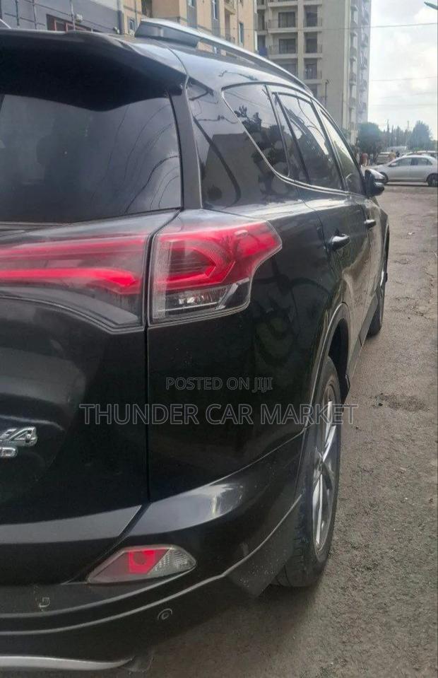 Toyota RAV4 2016 Black