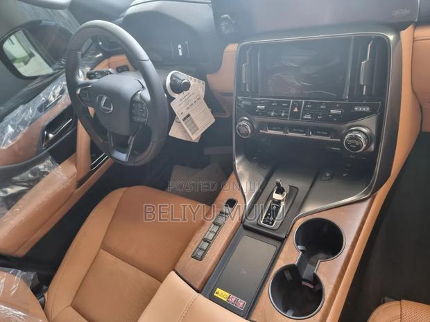 New Lexus LX 2025 White