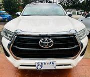 Toyota Hilux 2021 White for sale