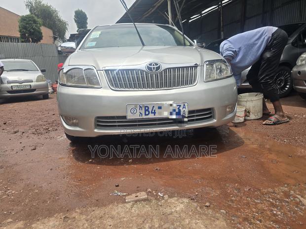 Toyota Corolla 2006 Gold