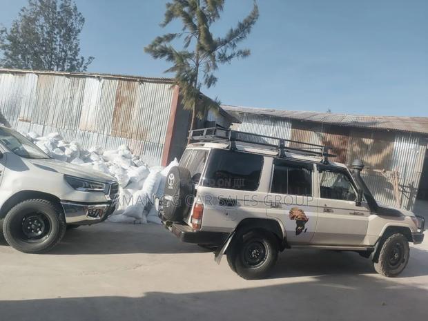 Toyota Land Cruiser 2018 White