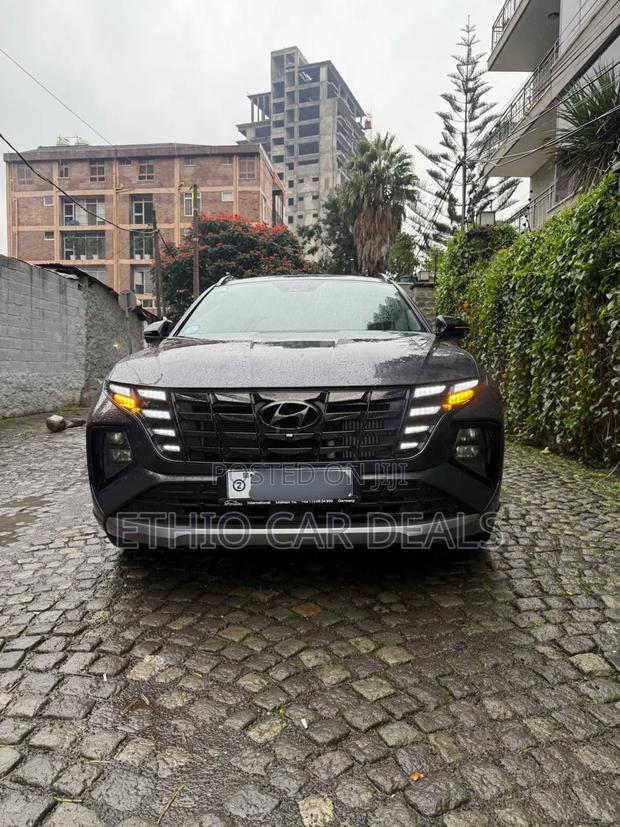 Hyundai Tucson 2022 Black